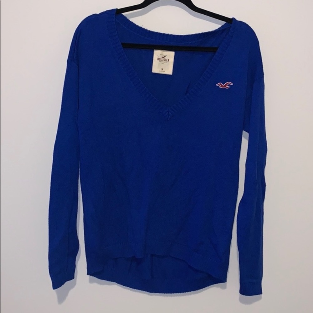 Hollister sweater